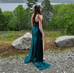 Emerald Green Spaghetti Strap Backless Gown for Prom